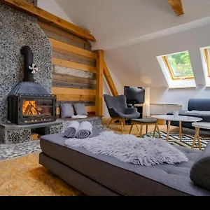 Appartement Ernestova Hisa, Lokve